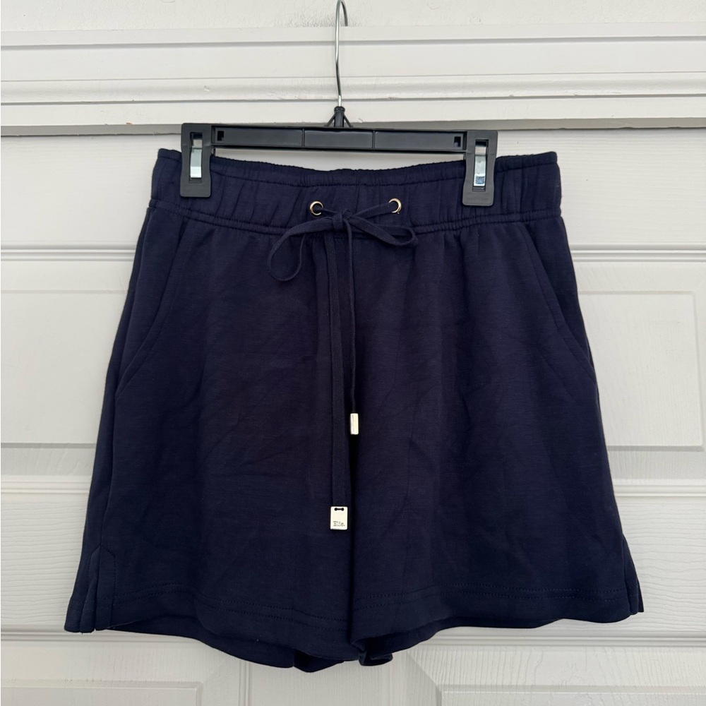 Elie Tahari Navy Athletic Women's Shorts
